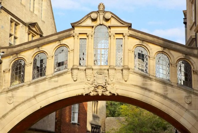 day-trips-to-cotswolds-for-scenic-villages-and-peaceful-countryside-views-big-0