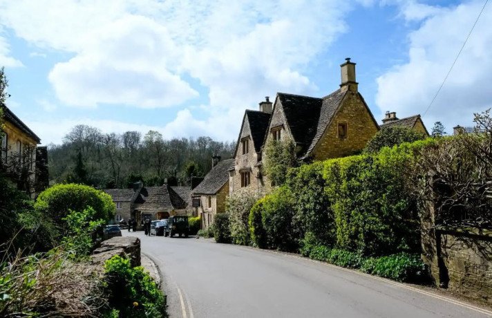 private-guided-tours-cotswolds-across-englands-most-charming-countryside-big-0