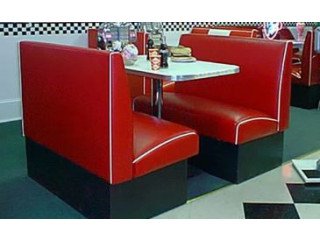 Find real metal banding with a chrome column base with our Diner tables and chairs